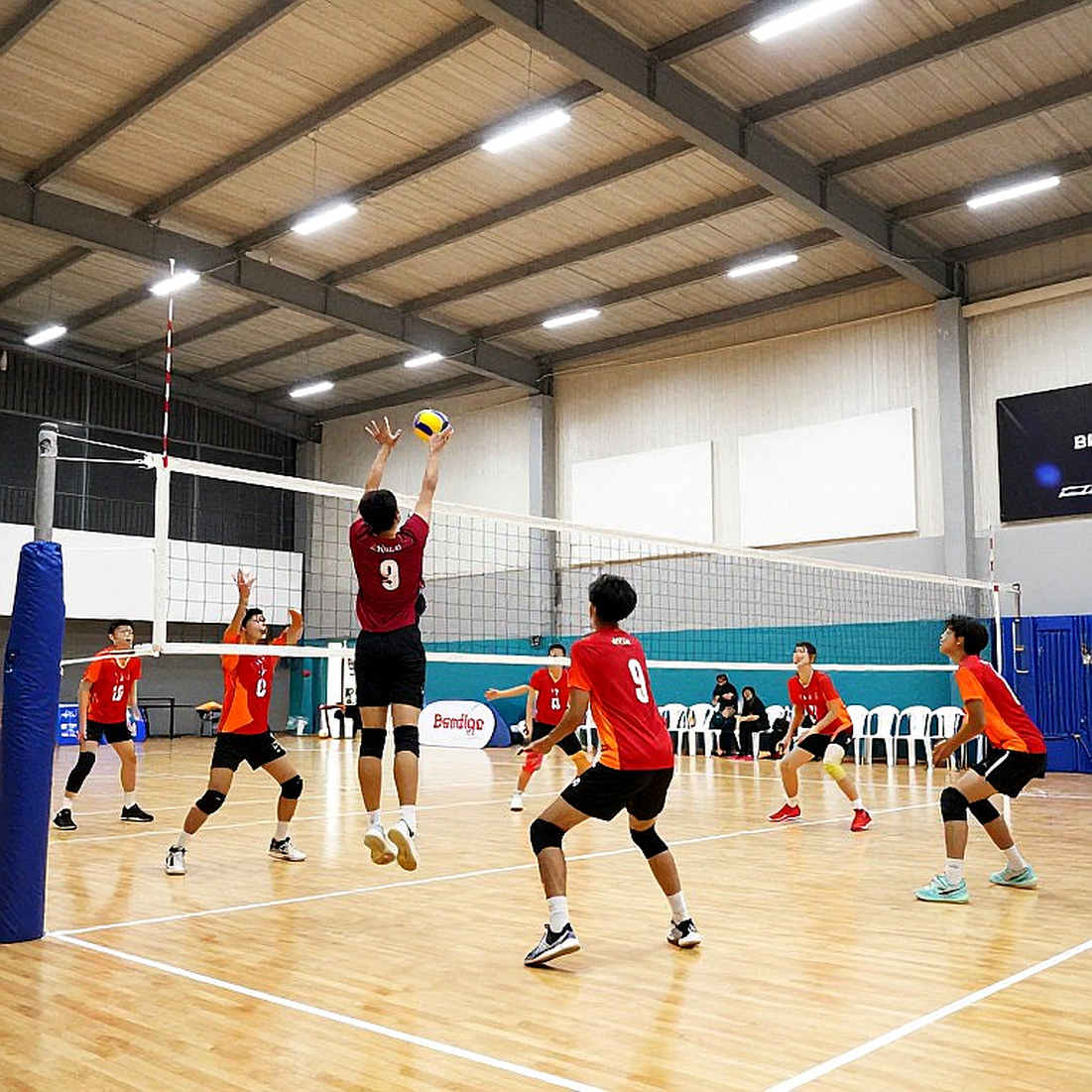 Bảng số trống rỗng: bài học kiểm chứng dữ liệu từ bóng chuyền Việt Nam