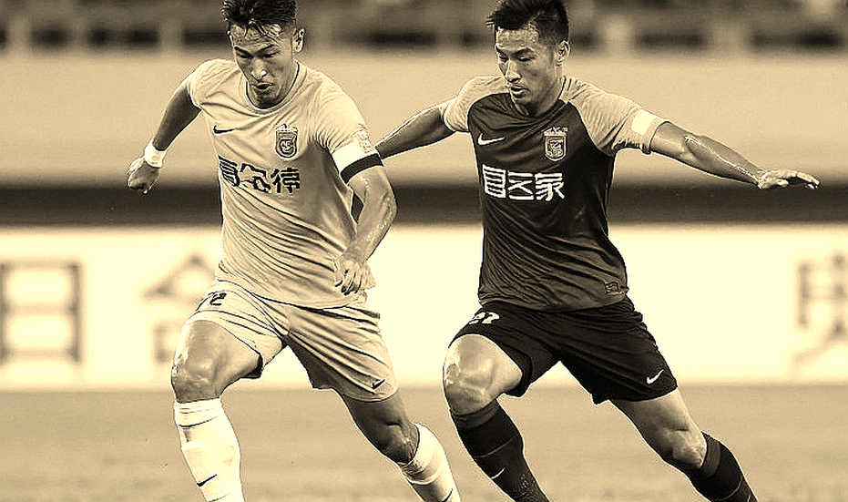 Bức tường Hampton và cú trở về của Bompastor: Chelsea học cách sống sót ở hang ổ Lyon