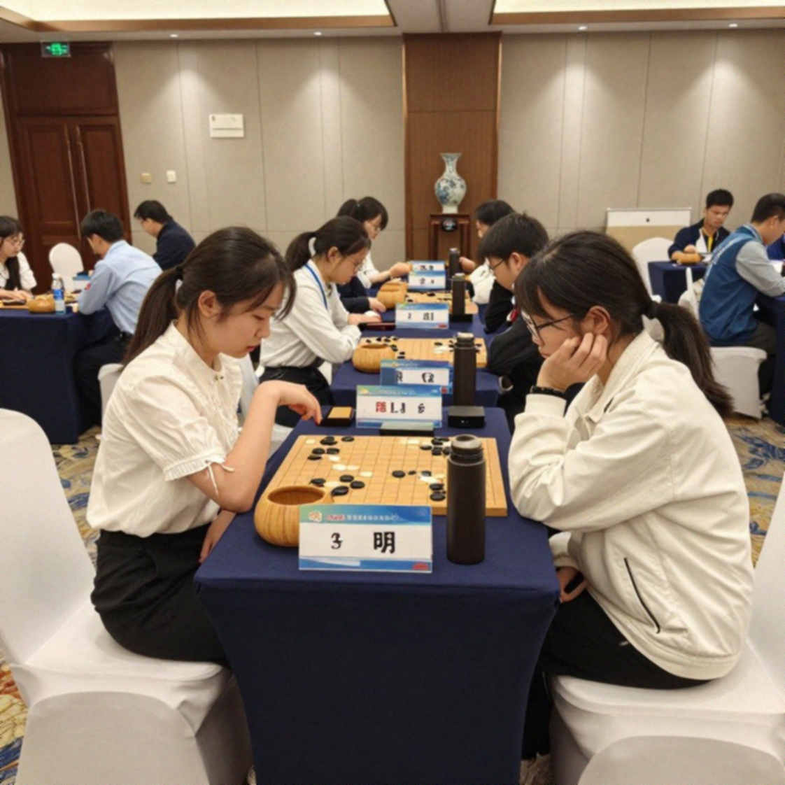 Savitha Shri 7/7 ở Olympiad 2026 và ván thắng tuột khỏi tay của Gukesh