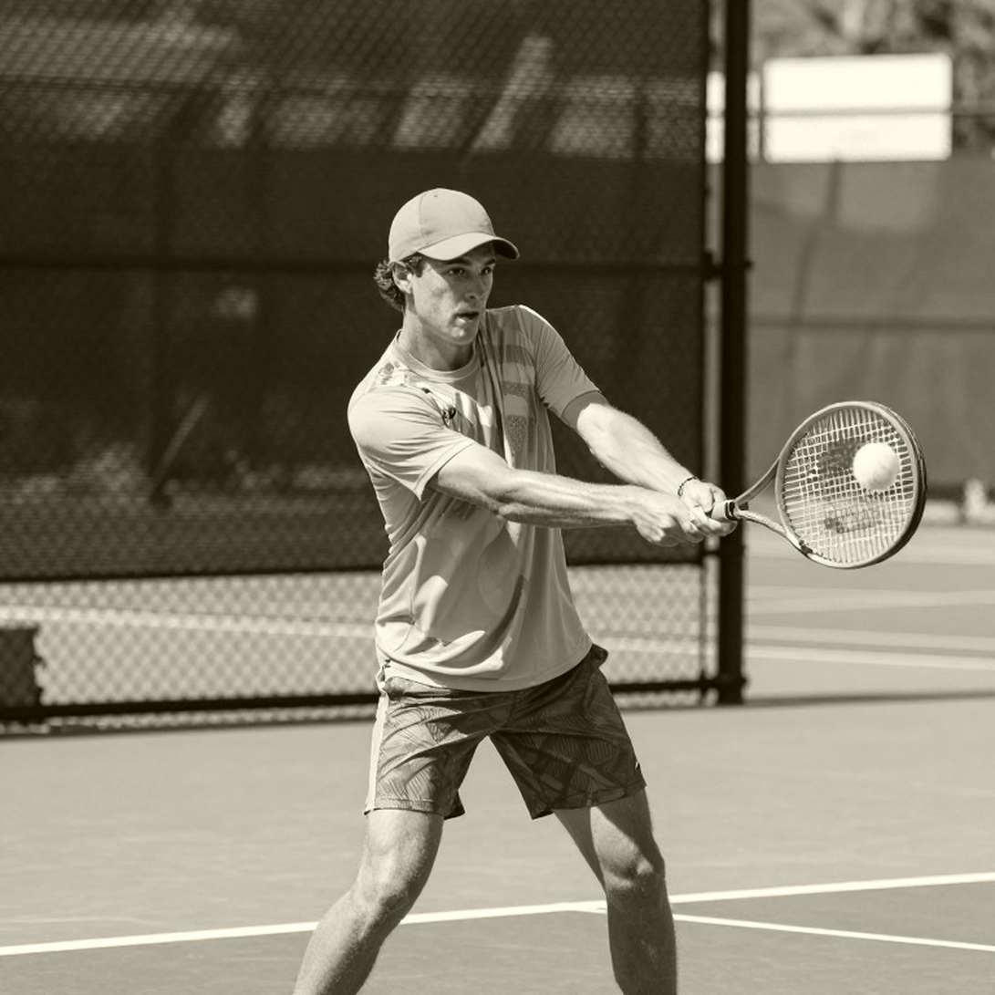 Tứ kết Singapore Tennis Open: Khi mặt sân phán xét thay bảng xếp hạng Tứ kết Singapore Tennis Open: Khi mặt sân phán xét thay bảng xếp hạng