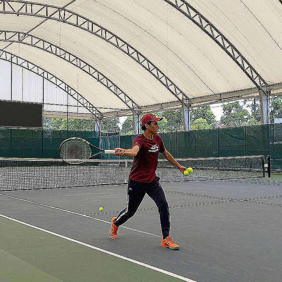 Tứ kết Singapore Tennis Open: Khi mặt sân phán xét thay bảng xếp hạng Tứ kết Singapore Tennis Open: Khi mặt sân phán xét thay bảng xếp hạng