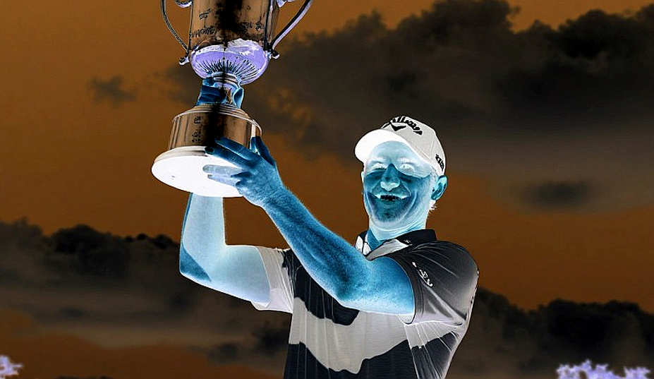 Caddie của Alejandro Tosti bỏ túi giữa vòng đấu: Ba năm tín hiệu và tám hố par không ai nhắc Caddie của Alejandro Tosti bỏ túi giữa vòng đấu: Ba năm tín hiệu và tám hố par không ai nhắc