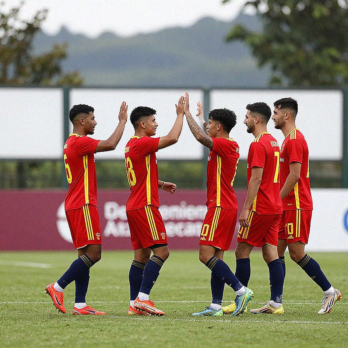 V.League và khoảng trống dữ liệu: Bóng đá Việt Nam vận hành trong im lặng