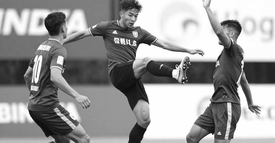 Keisuke Honda ra mắt quốc gia thứ 11 ở tuổi 40: Giải mã một nghi thức được viết bằng phương trình thương mại