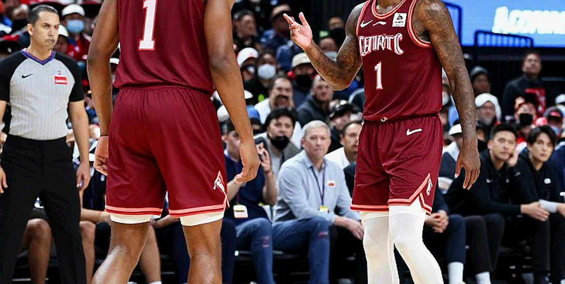 PAOK thắng 93-78 nhưng Trinchieri cảnh báo: 'Áo đấu không đẫm mồ hôi thì không thắng được nhiều trận'