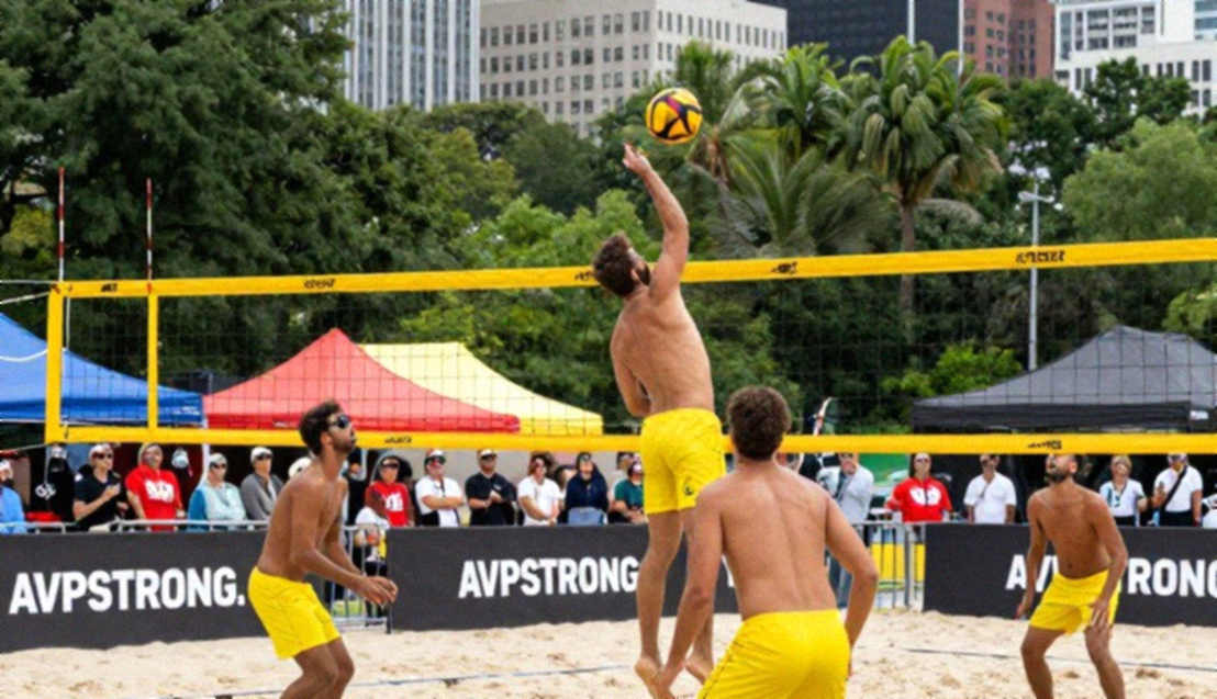 30 năm MOP bóng chuyền nữ NCAA: đường ống bãi biển và những cái tên đứng sau bảng tỉ số