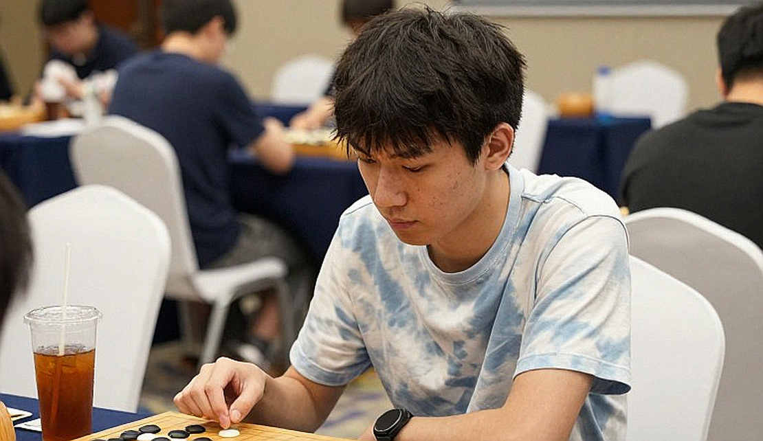 Elephant Gambit: Nước thí tốt ở nước thứ hai được rao bán không bằng chứng