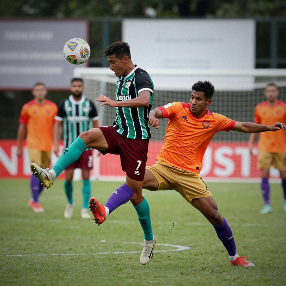 Vì sao lứa trẻ Việt Nam thà làm vua ở V.League còn hơn ra biển lớn?